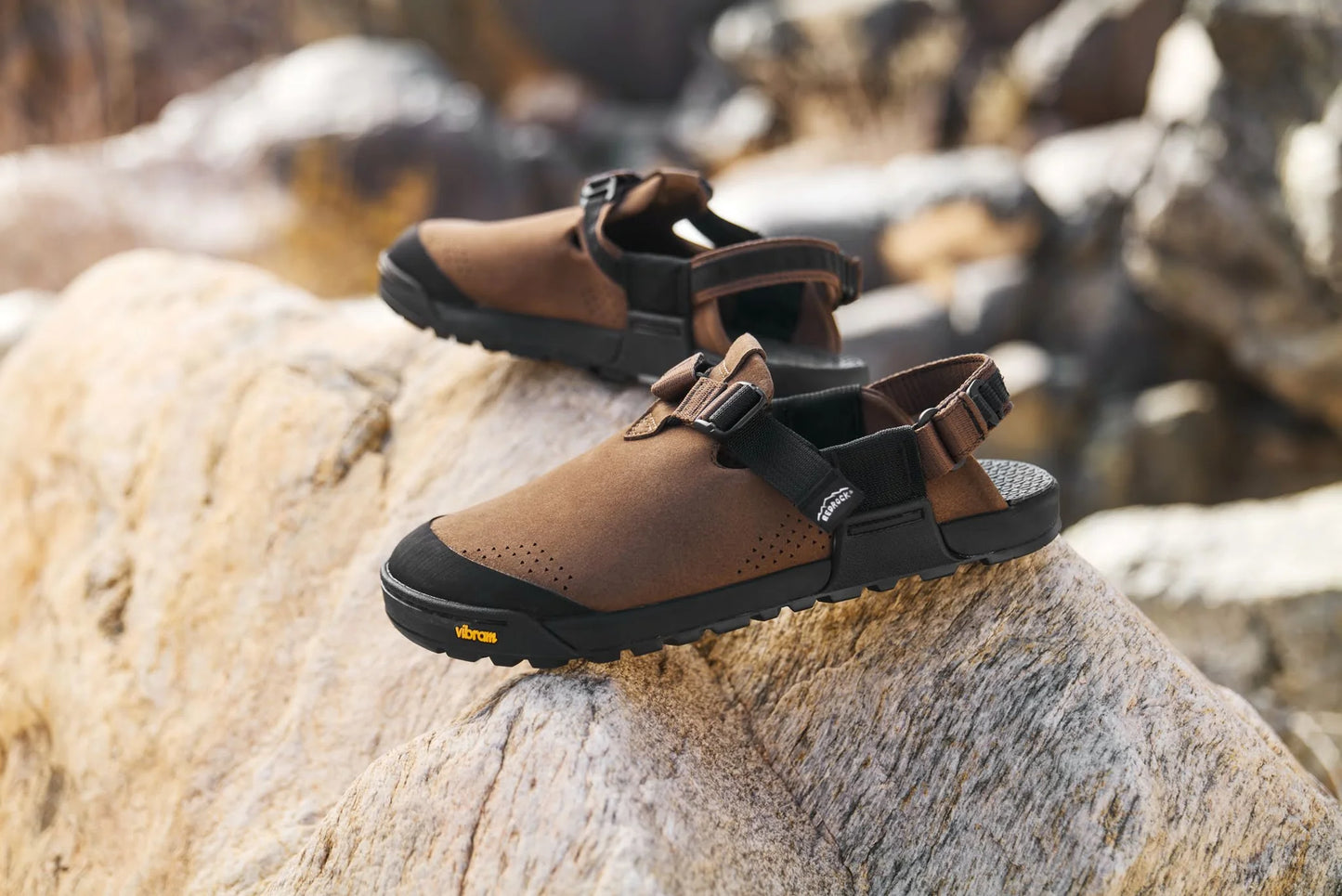【BEDROCK SANDALS】Mountain Clog Synthetic Suede