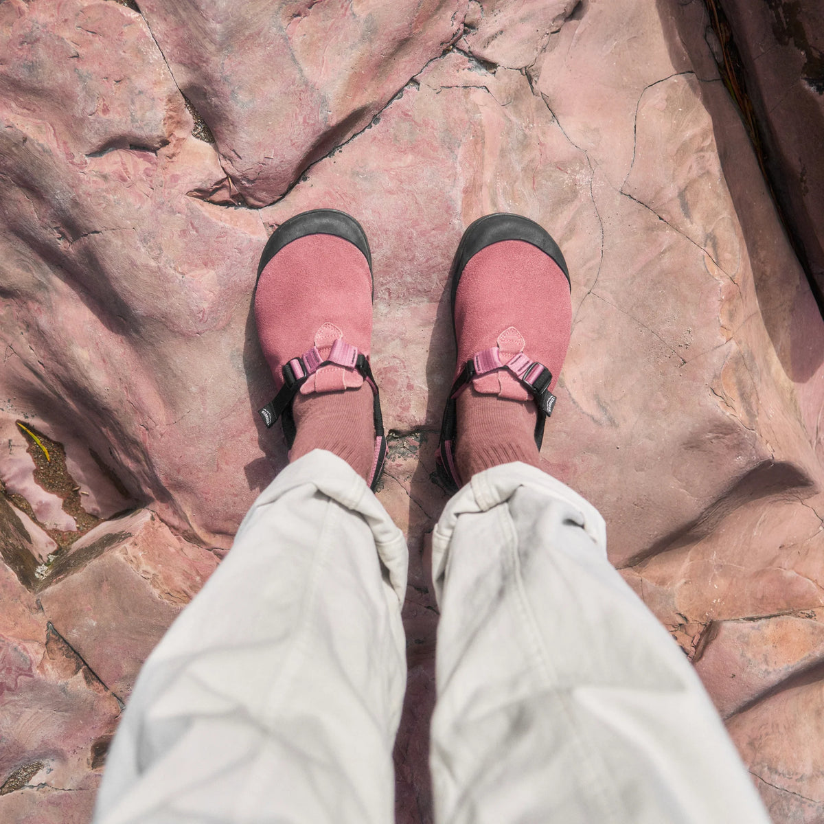 【BEDROCK SANDALS】Mountain Clog Suede Leather