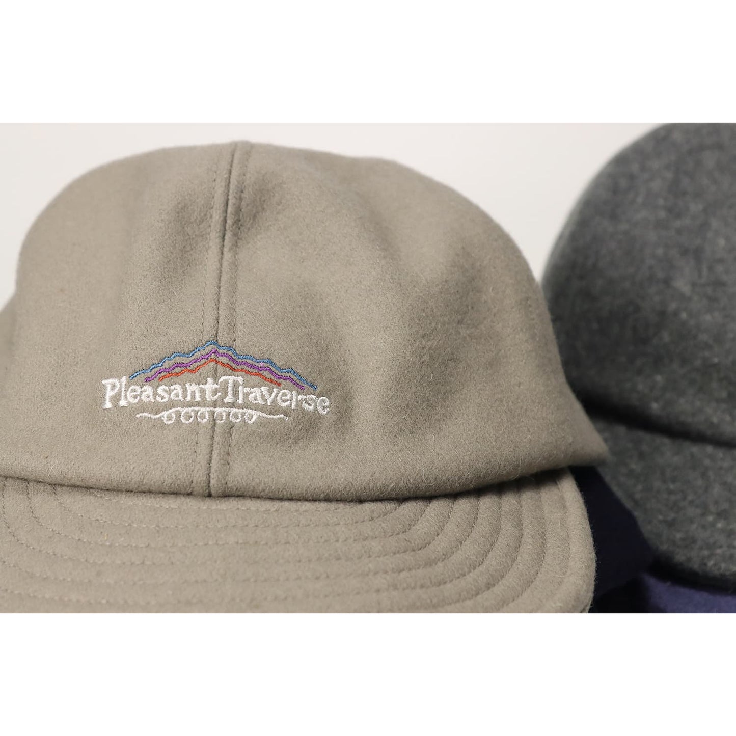 h253-246/Traverse Melton Cap