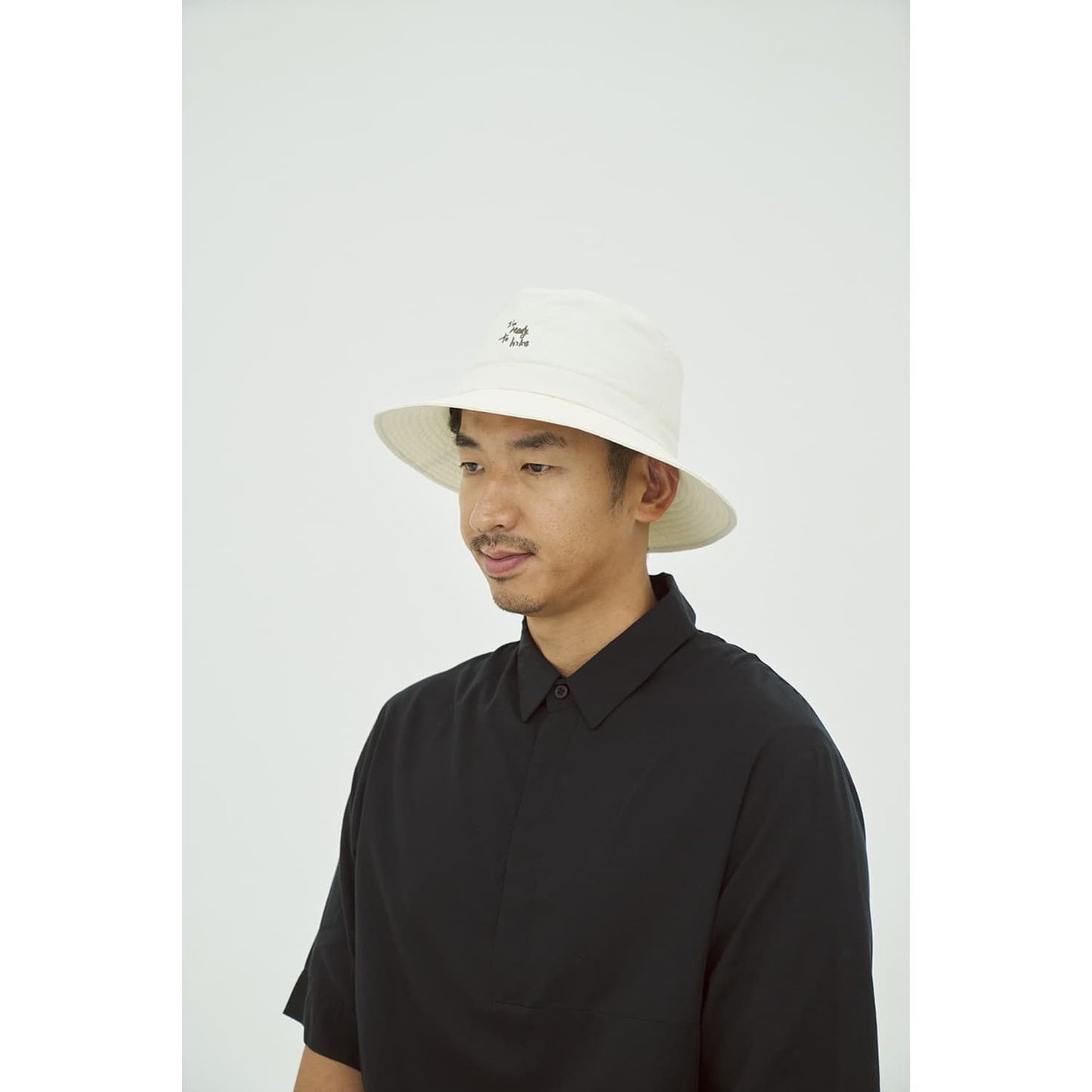 【2月6日(金)19:00発売開始】h261-490/Ready To Hat