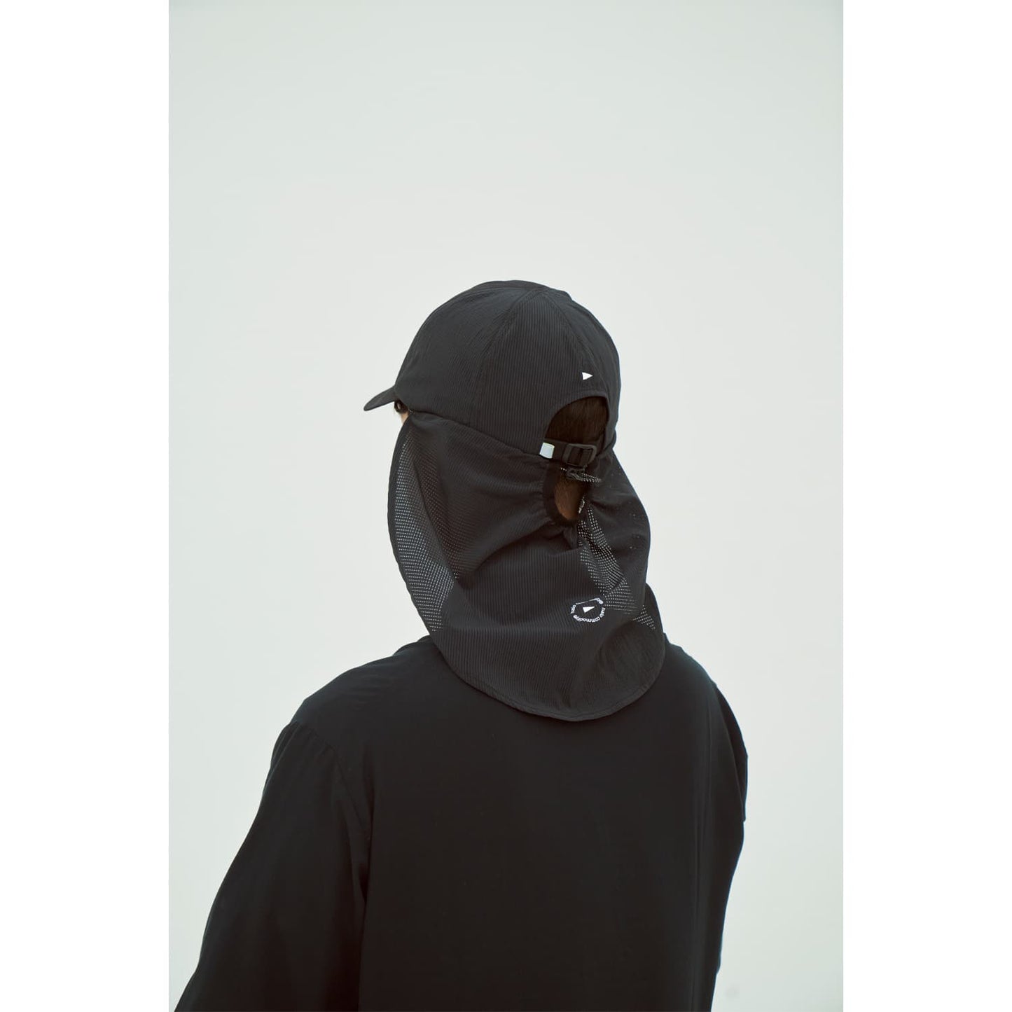 h261-903/Sunlit Shade